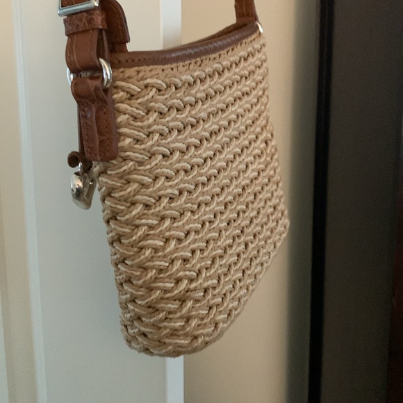 Brighten Elana Messenger Bag - Picture 11 of 12